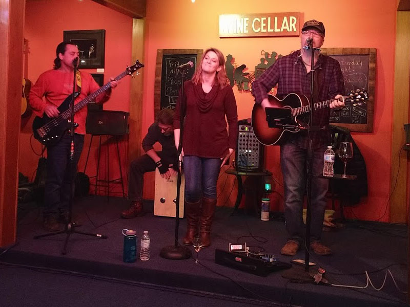 Live Music with the Clearwater Band Brown County Inn